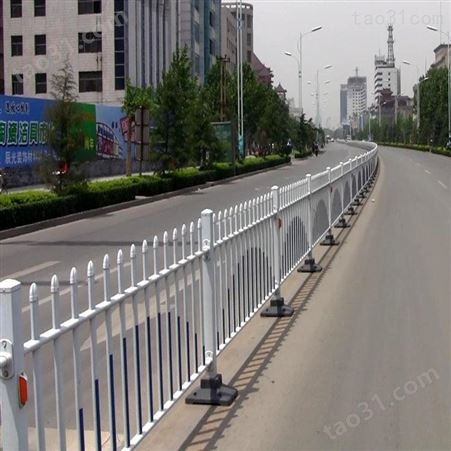 【冀林】供应锌钢交通道路护栏 市政道路隔离护栏厂家 道路防护栏