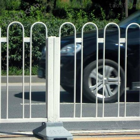 京式国标护栏 道路护栏城市隔离 防撞护栏道路安全护栏 