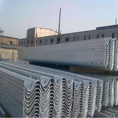 镀锌防撞护栏板供应商 盛业交通设施 国标防撞护栏板