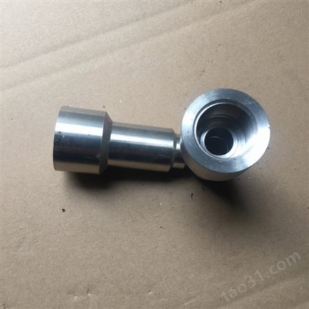 生产不锈钢YZG11-4M33X2双金属温度计直形管嘴