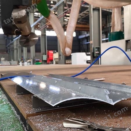 铝合金五轴加工中心 速霸数控型材切割机 智能化钻孔开槽切割一体机