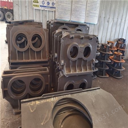 沧州益恒机械 焦化产品铸件 HT250铸件 炉门底座铸件 铸造厂家